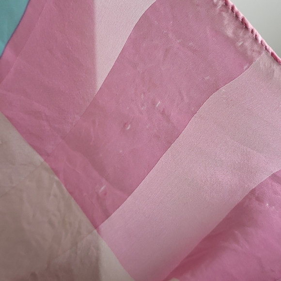 Oscar by ODLR Pastel Silk Scarf - Picture 4 of 7